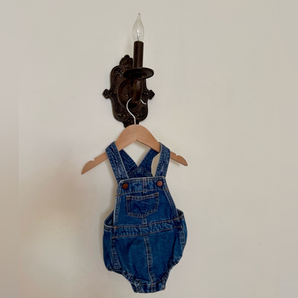 Old Navy Baby Denim Romper Onesie – Size 3-6 months